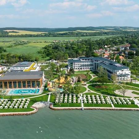 호텔 Moevenpick Balaland Balaton Szántód